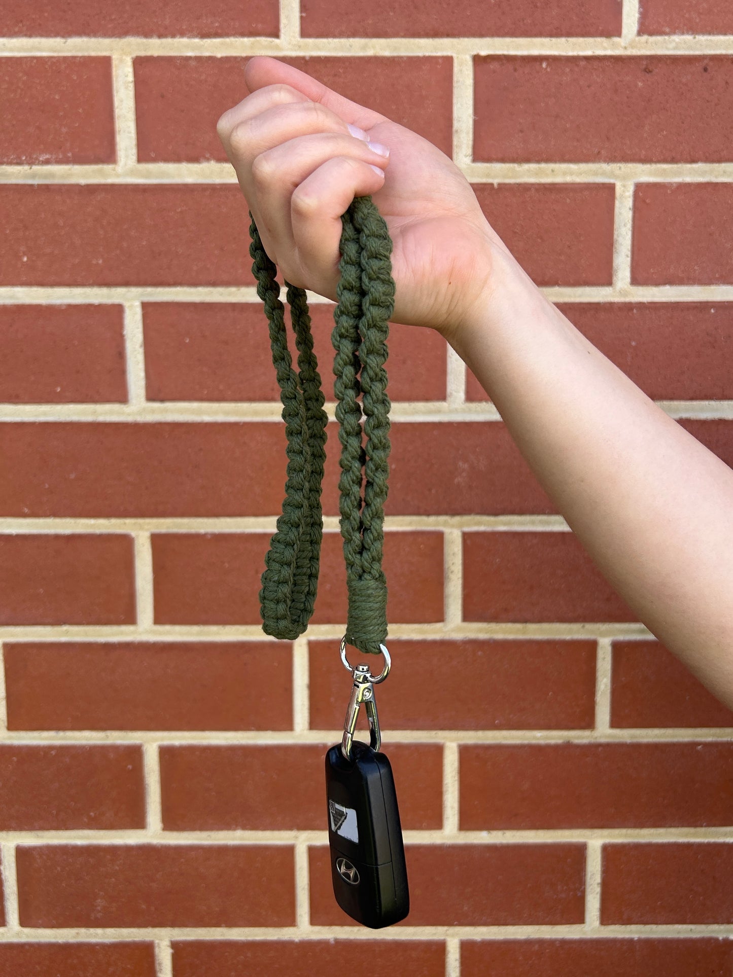 Macrame Lanyard - Amy Green
