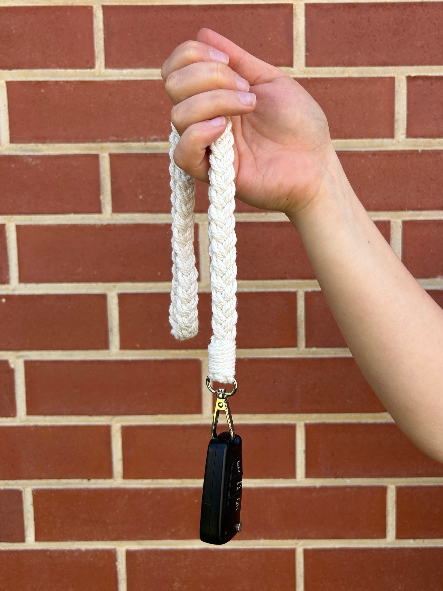 Macrame Lanyard - Beige