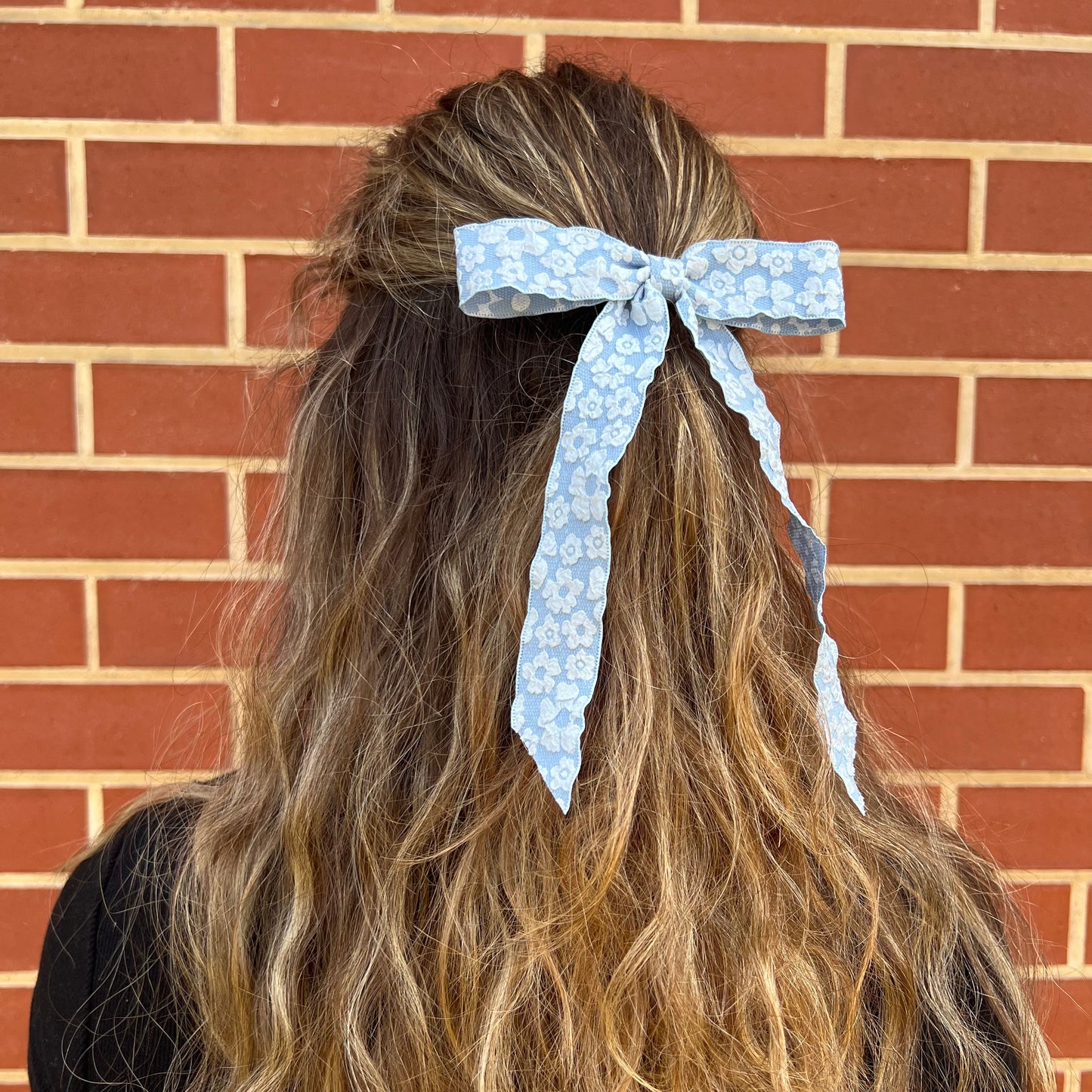 Ribbon Bow - Blue Daisy