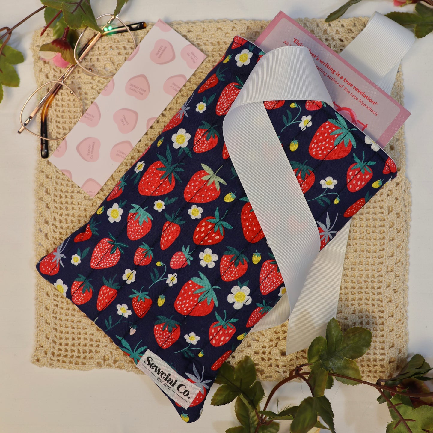 BS - Navy Strawberry