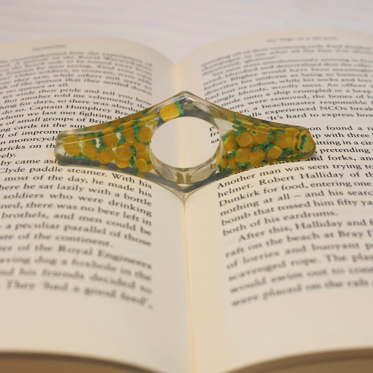 Page Holder - Pineapple