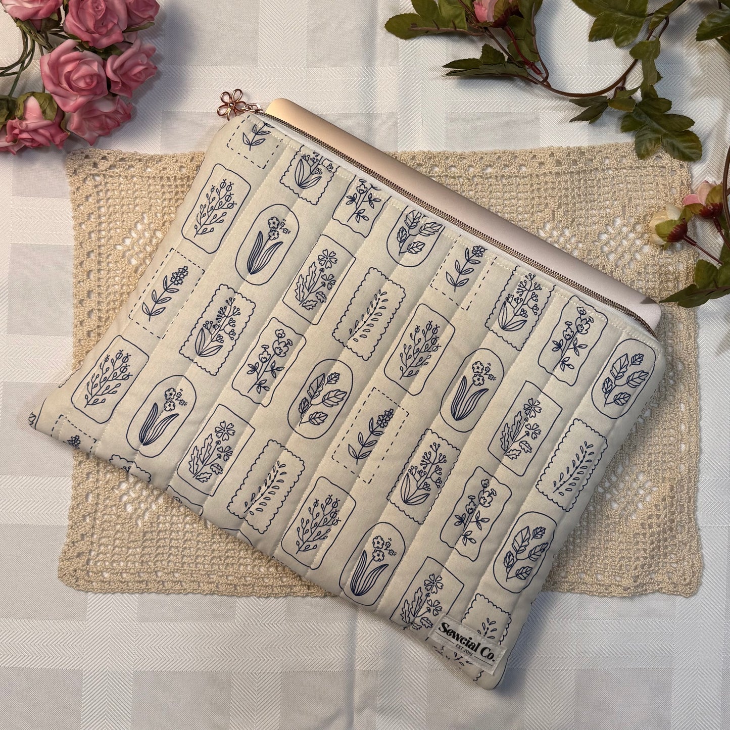 Laptop Sleeve - Flower Stamp