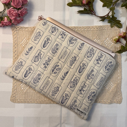 Laptop Sleeve - Flower Stamp