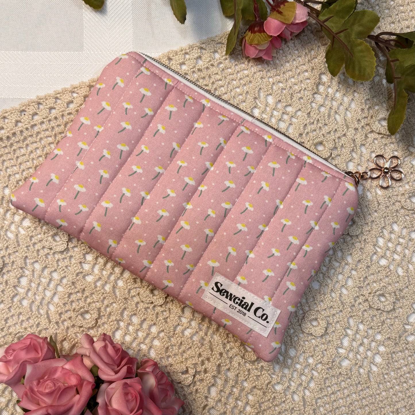 Small Pouch - Pink Daisy