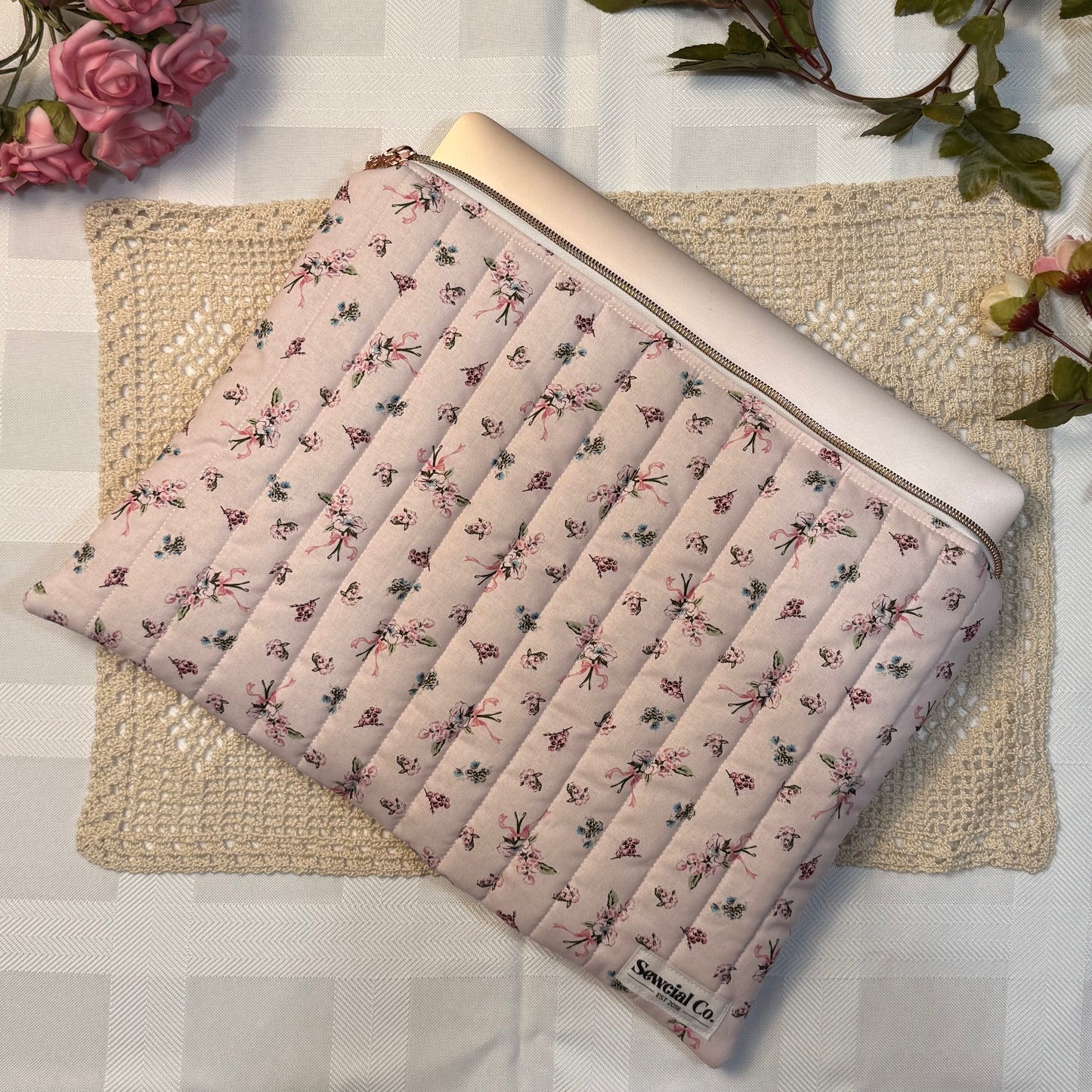 Laptop Sleeve - Roses